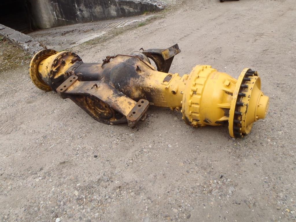 Sonstiges Traktorzubehör типа Volvo L180E Bagaksel / Rear Axle, Gebrauchtmaschine в Viborg (Фотография 1)