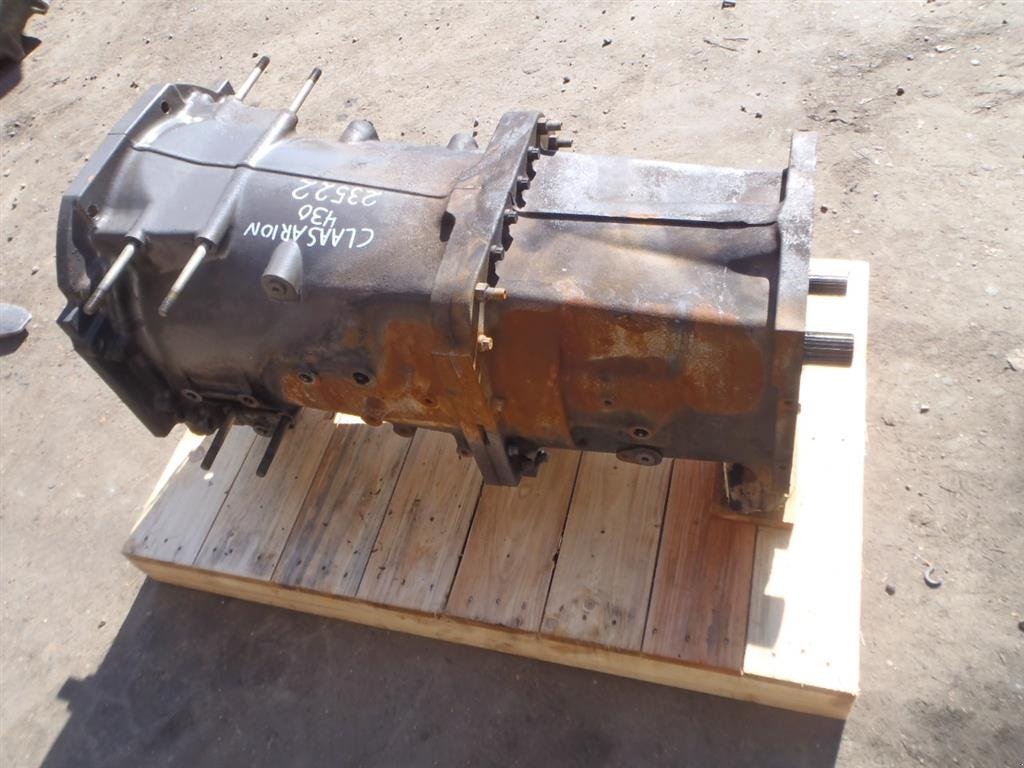 Sonstiges Traktorzubehör типа CLAAS Arion 430 Gearkasse / Gearbox, Gebrauchtmaschine в Viborg (Фотография 4)