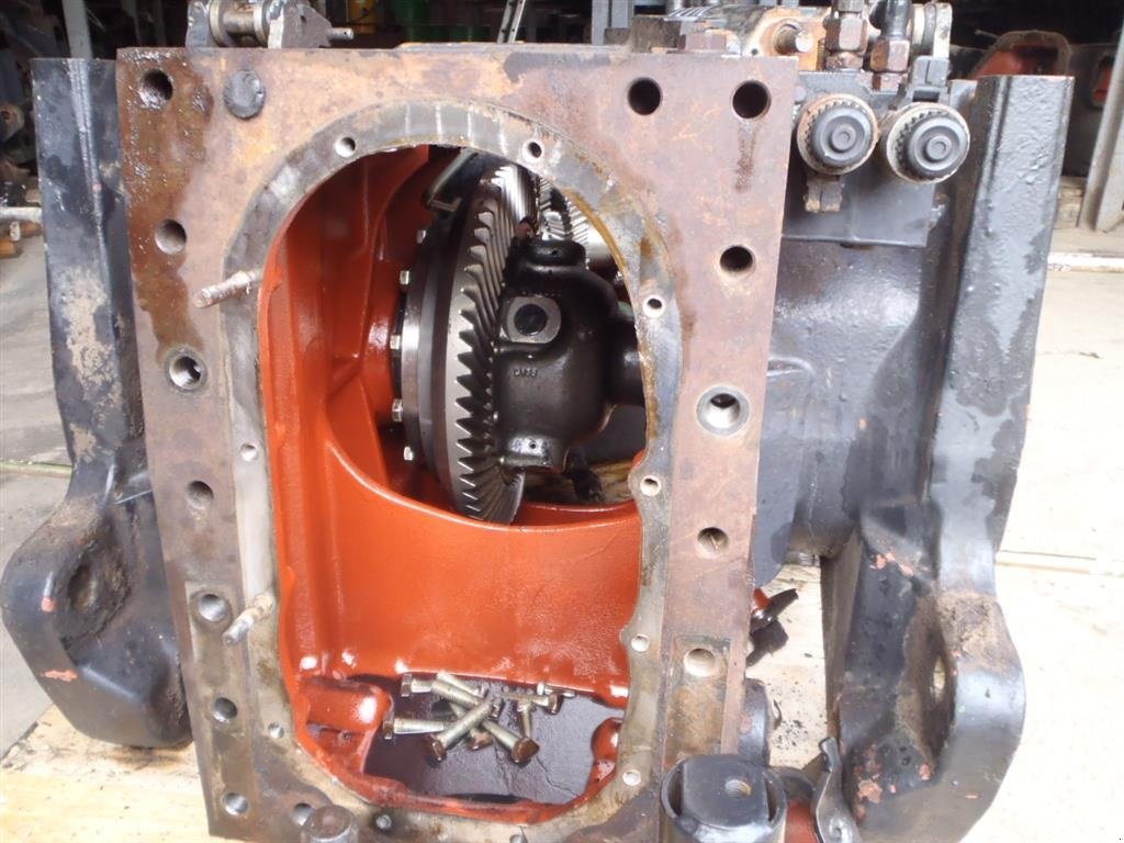 Sonstiges Traktorzubehör типа Deutz Agrotron 106 Bagtøj / Rear Transmission, Gebrauchtmaschine в Viborg (Фотография 2)