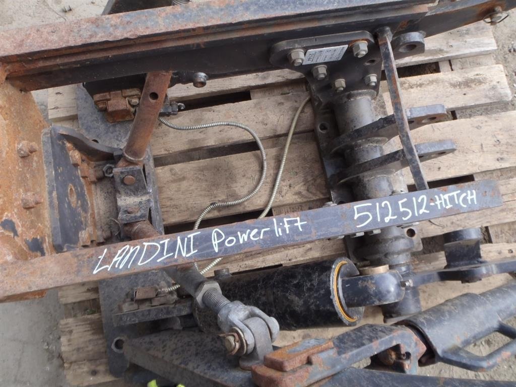 Sonstiges Traktorzubehör типа Landini Powerlift - Hitch, Gebrauchtmaschine в Viborg (Фотография 1)