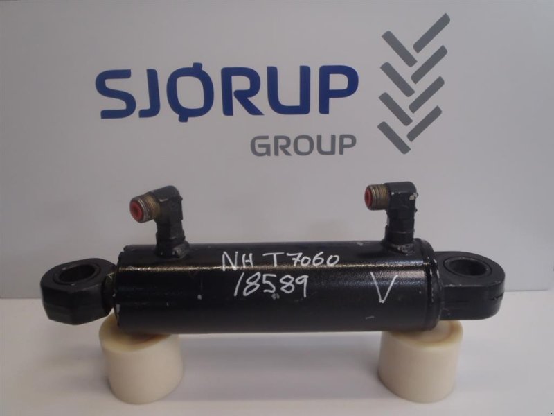 Sonstiges Traktorzubehör του τύπου New Holland T7060 Liftcylinder  Venstre  87316588, Gebrauchtmaschine σε Viborg (Φωτογραφία 1)