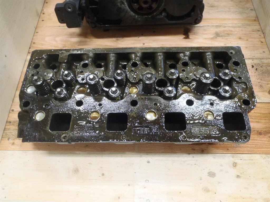 Teleskoplader typu Manitou MLT 735-120 Topstykke / Cylinder Head, Gebrauchtmaschine v Viborg (Obrázek 2)