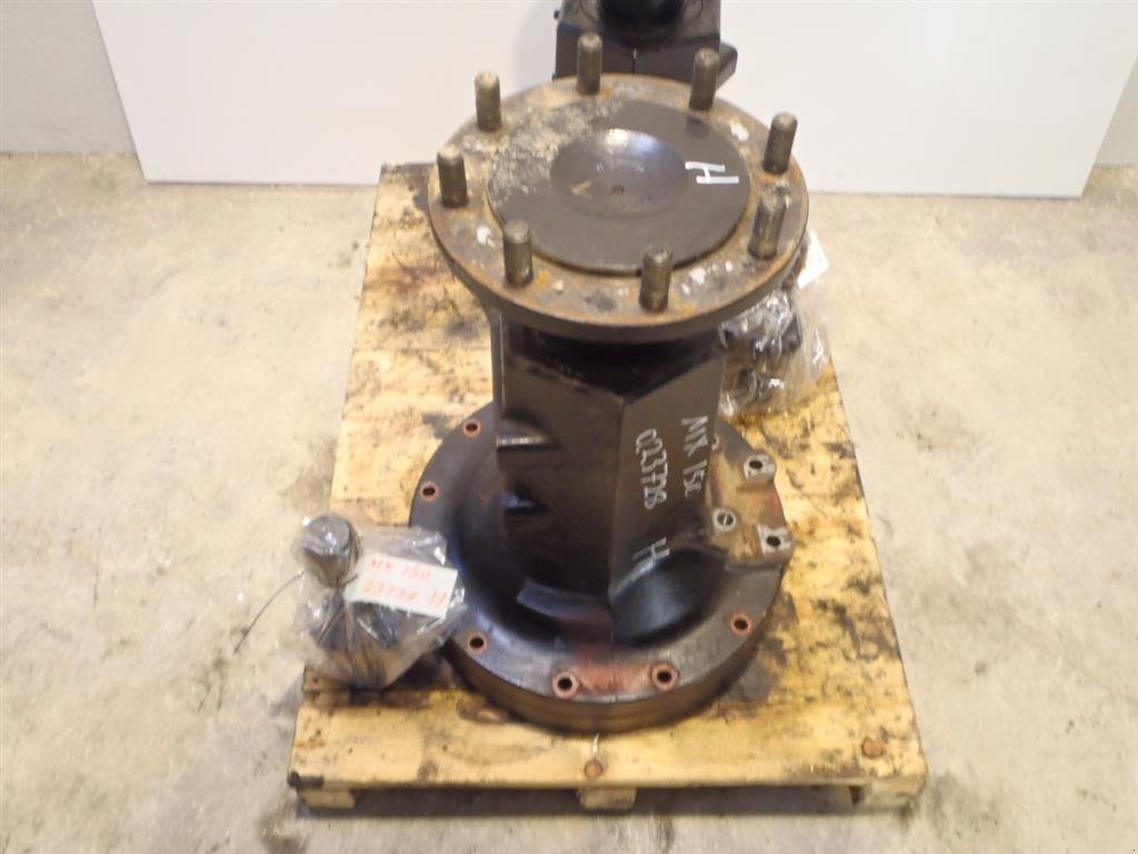 Sonstiges Traktorzubehör του τύπου Case IH MX150 Bagaksel H / Rear Axle R, Gebrauchtmaschine σε Viborg (Φωτογραφία 3)