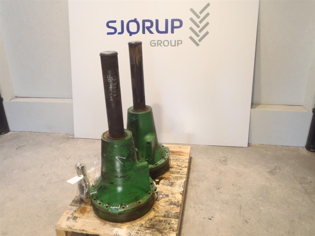 Sonstiges Traktorzubehör типа John Deere 7230R bagaksel Højre, Gebrauchtmaschine в Viborg (Фотография 4)