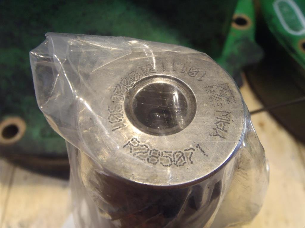 Sonstiges Traktorzubehör типа John Deere 7230R bagaksel Højre, Gebrauchtmaschine в Viborg (Фотография 1)