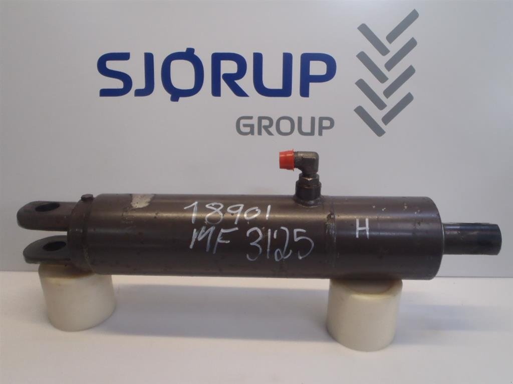 Sonstiges Traktorzubehör typu Massey Ferguson 3125 Liftcylinder højre, Gebrauchtmaschine v Viborg (Obrázek 1)