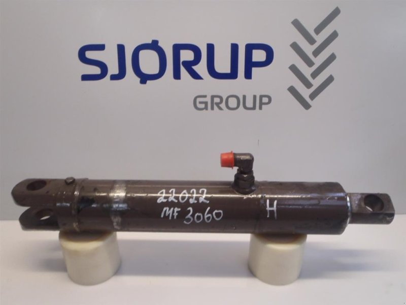 Sonstiges Traktorzubehör van het type Massey Ferguson 3060 Liftcylinder, Gebrauchtmaschine in Viborg (Foto 1)