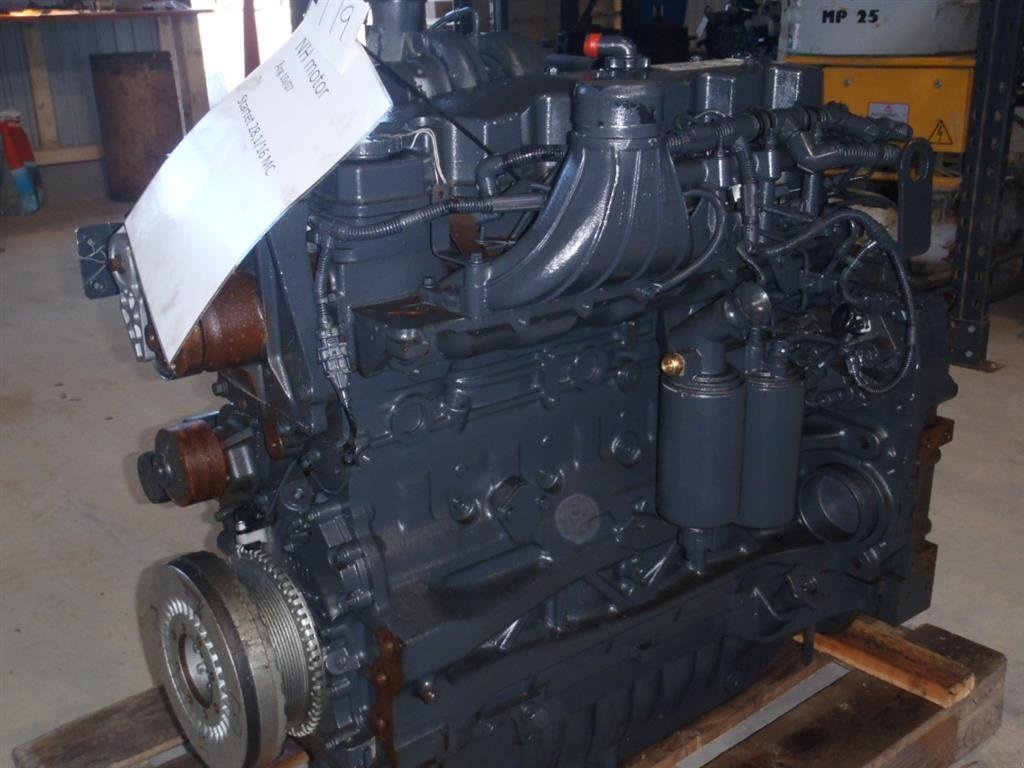 Sonstiges of the type New Holland TS135A Motor, Gebrauchtmaschine in Viborg (Picture 4)