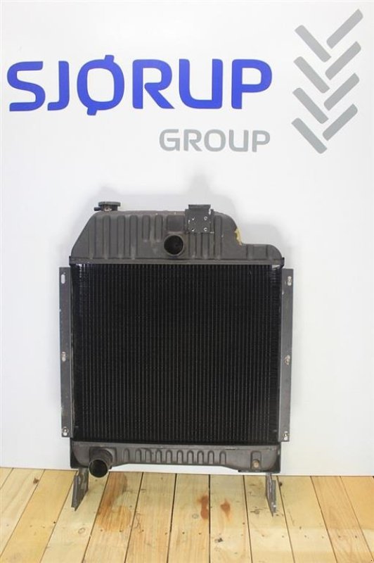 Sonstiges Traktorzubehör Türe ait Massey Ferguson 6130 Vandkøler, Gebrauchtmaschine içinde Viborg (resim 1)