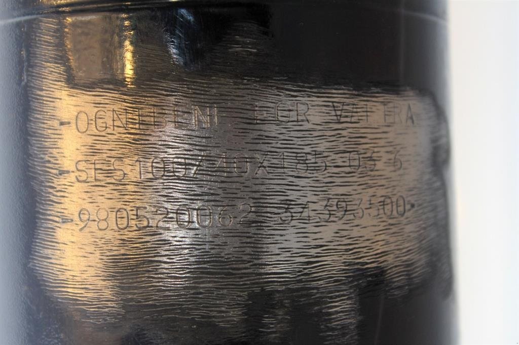 Sonstiges Traktorzubehör типа Valtra T190 Liftcylinder Venstre, Gebrauchtmaschine в Viborg (Фотография 3)