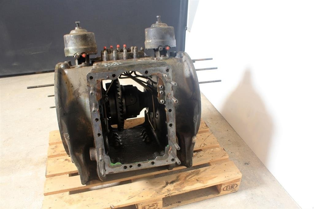 Sonstiges Traktorzubehör типа Valtra S353 Bagtøj, Gebrauchtmaschine в Viborg (Фотография 2)