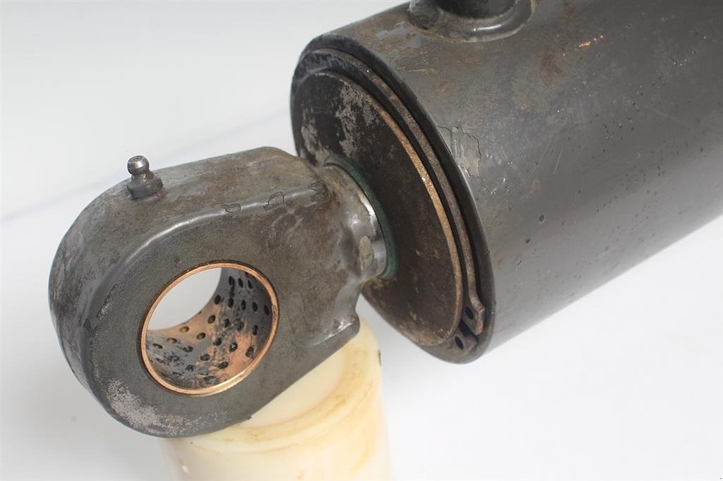 Sonstiges Traktorzubehör typu Valtra S353 Liftcylinder Højre, Gebrauchtmaschine v Viborg (Obrázek 2)