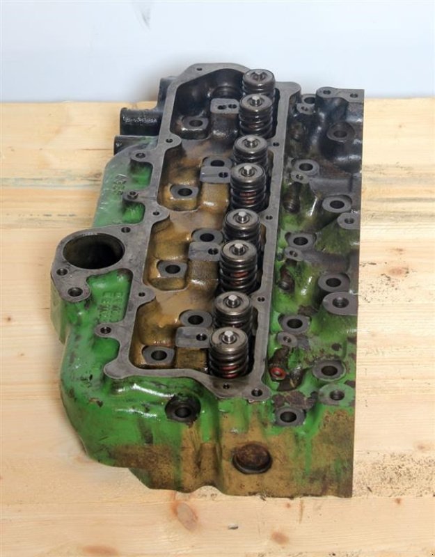 Sonstiges Traktorzubehör типа John Deere 6100 Topstykke, Gebrauchtmaschine в Viborg (Фотография 5)