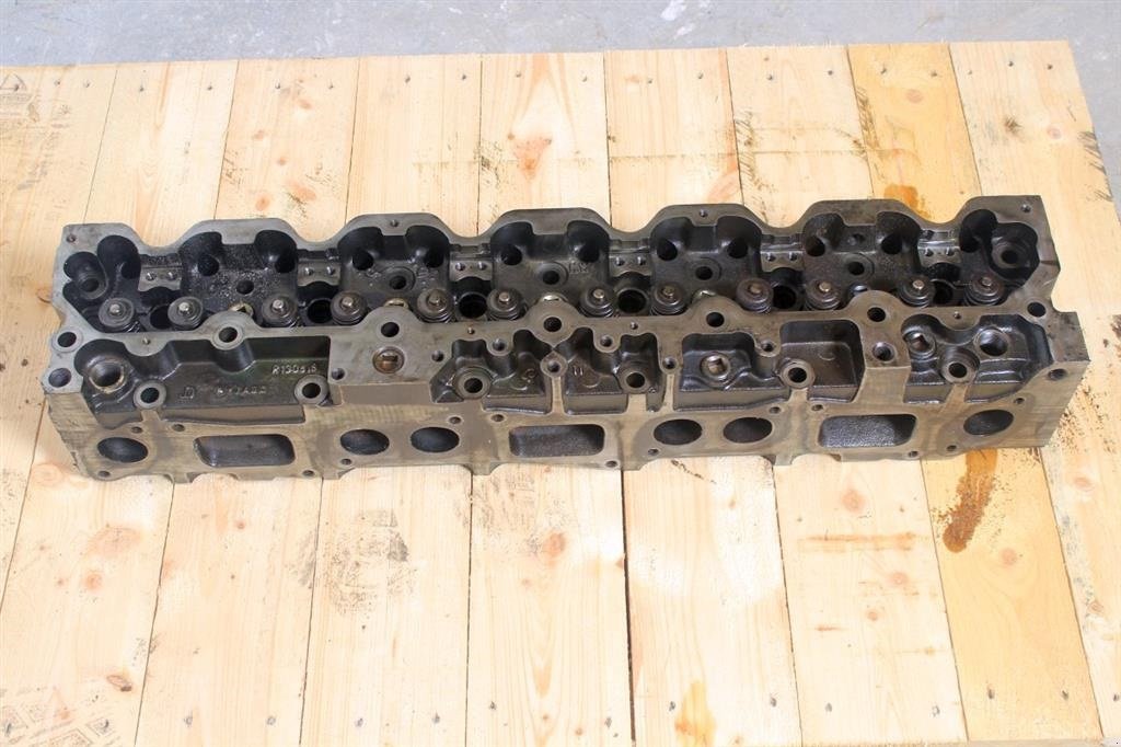 Sonstiges Traktorzubehör типа John Deere 8320 Topstykke, Gebrauchtmaschine в Viborg (Фотография 2)