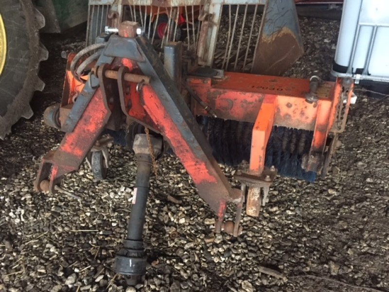 Anbaukehrmaschine typu Tuchel KOMPAKT 150CM KOST, Gebrauchtmaschine v Thisted (Obrázek 1)