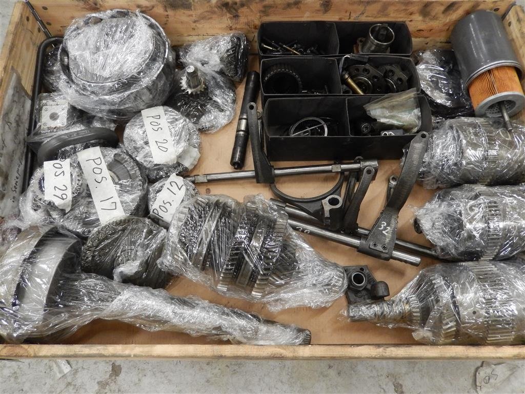 Sonstiges Traktorzubehör типа Fendt gearkasse / vario  fendt 100-200-300-500-600-800-900, Gebrauchtmaschine в Vildbjerg (Фотография 23)