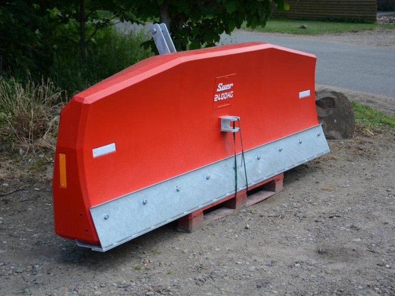 Frontgewicht van het type Suer 2400 kg med skarbefunktion GRATIS LEVERING, Gebrauchtmaschine in Tønder (Foto 1)