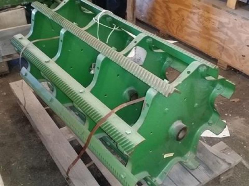 Sonstige Mähdrescherteile от тип John Deere tröskcylinder, Gebrauchtmaschine в Västerås