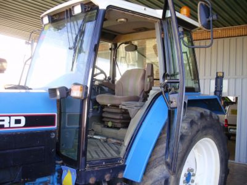 Traktor del tipo Ford 7840, Gebrauchtmaschine en Valcabado – Zamora (Imagen 1)