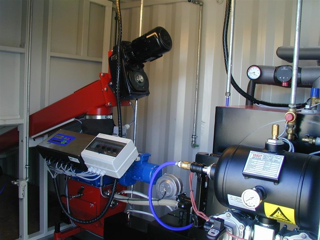 Heizgerät Türe ait Sonstige Fyringsanlæg Flisfyringsanlæg fra 10 - 400 Kw, Gebrauchtmaschine içinde Gram (resim 4)