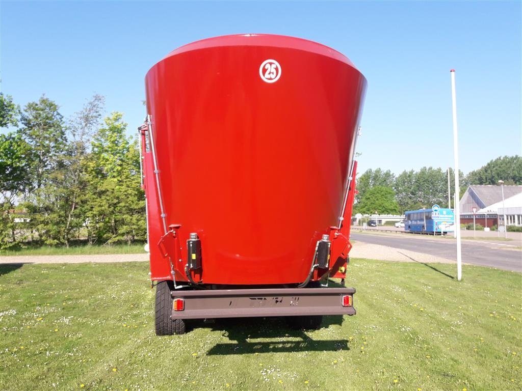 Futterverteilwagen typu RMH Trio 45 Kontakt Tom 20301365, Gebrauchtmaschine v Gram (Obrázek 3)