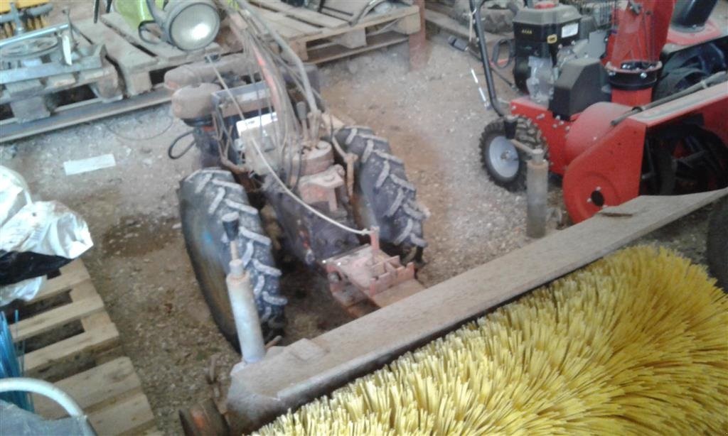 Straßenkehrmaschine typu Sonstige gammel, Gebrauchtmaschine v Glamsbjerg (Obrázek 2)