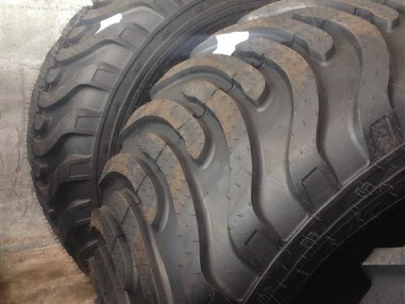 Reifen tipa Alliance 800/50R34, Gebrauchtmaschine u Rødekro (Slika 1)