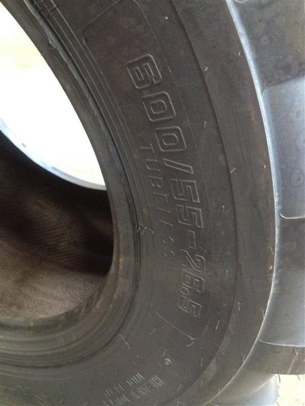 Reifen typu Alliance 600/55-26.5, Gebrauchtmaschine v Rødekro (Obrázek 2)