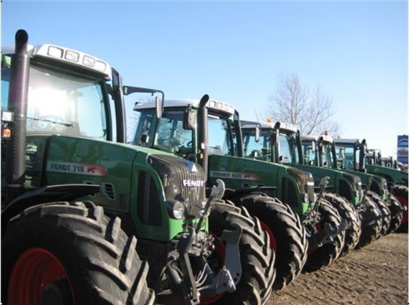 Traktor of the type Fendt Udlejning Fendt 716 818 926 930 936, Gebrauchtmaschine in Rødekro (Picture 3)