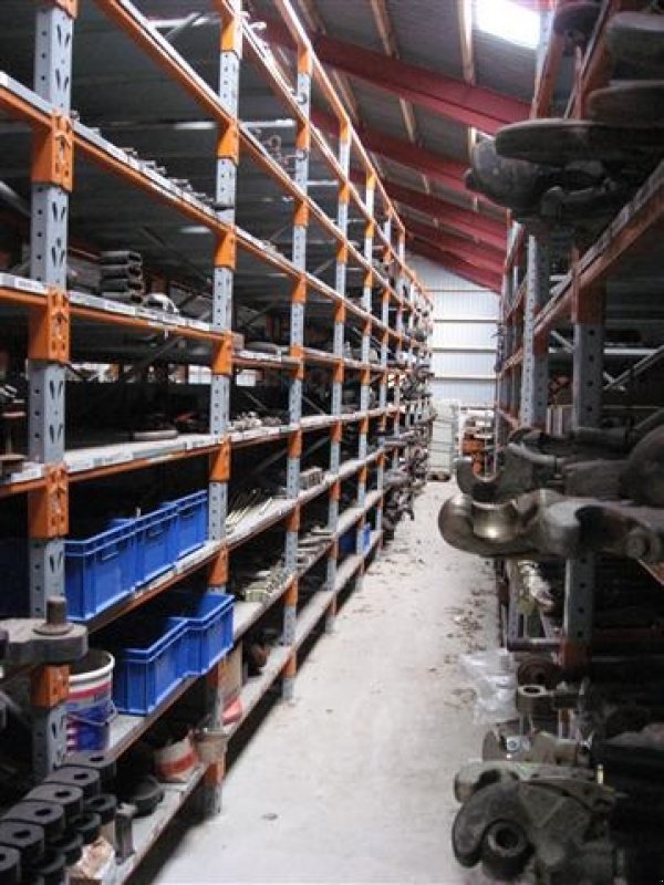 Sonstiges Traktorzubehör типа Fendt Alt i brugte dele til Fendt., Gebrauchtmaschine в Rødekro (Фотография 3)