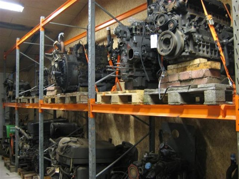 Sonstiges Traktorzubehör typu Fendt EU´s største i brugte reserved, Gebrauchtmaschine v Rødekro (Obrázek 5)