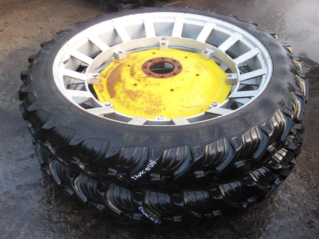 Pflegerad typu Taurus 230/95-48  9.5R48 (61), Gebrauchtmaschine v Videbæk (Obrázek 1)