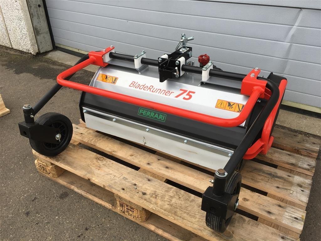 Einachstraktor del tipo Ferrari Bladerunner slagleklipper 75 cm, Gebrauchtmaschine In Holstebro (Immagine 1)