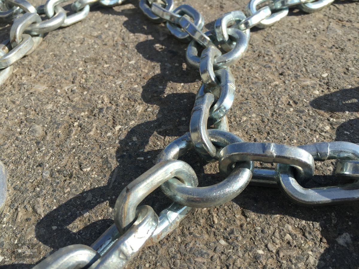 Schneekette of the type Sonstige Schneeketten 540/65 R30 NEU!, Neumaschine in Rankweil (Picture 11)