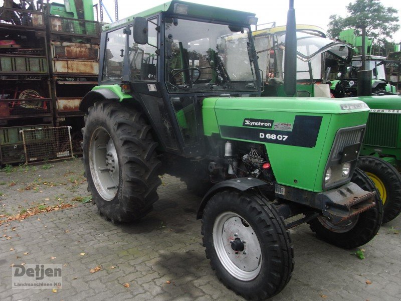 Deutz-Fahr 6807 Tracteur - technikboerse.com