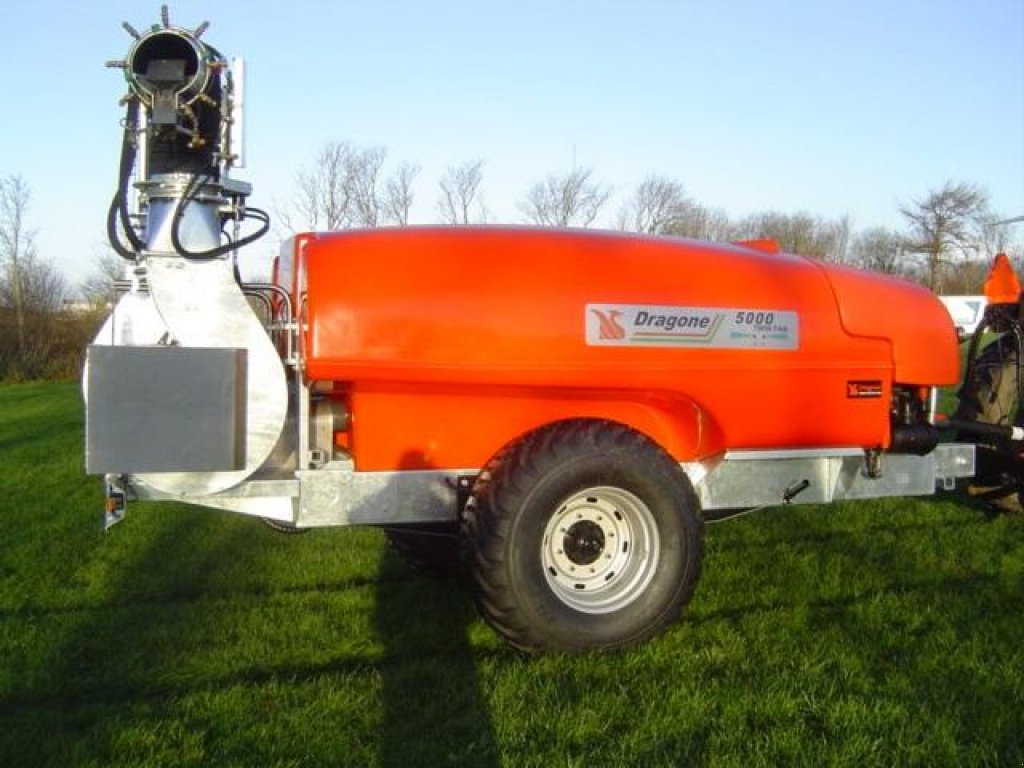 Sprühgerät от тип DRAGONE TWIN 5000, Gebrauchtmaschine в Skærbæk (Снимка 4)