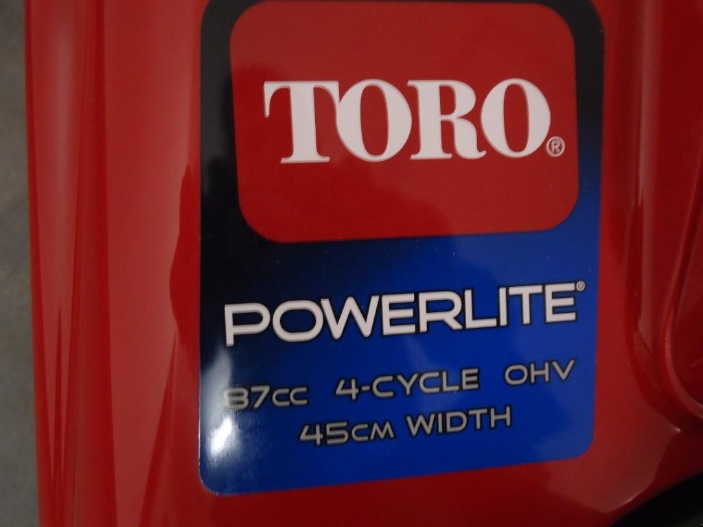 Schneefräse des Typs Toro Powerlite, Neumaschine in Walddorfhäslach (Bild 2)