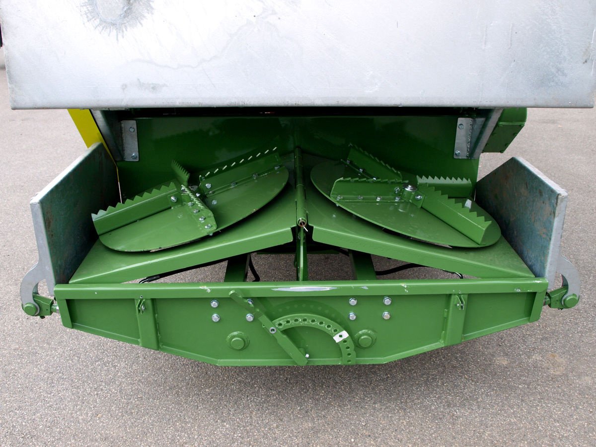 Stalldungstreuer tipa EW Weingartenstreuer, Neumaschine u Gerasdorf (Slika 7)