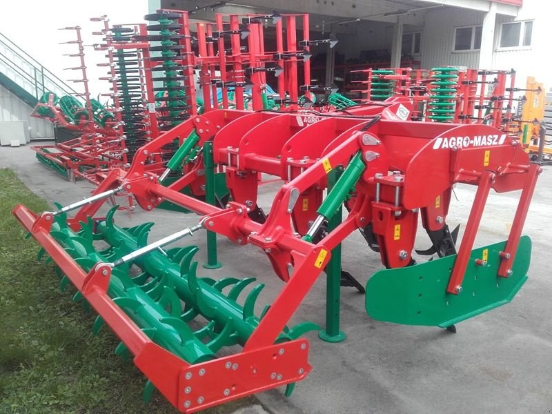 Tiefenlockerer of the type Agro-Masz Tiefenlockerer PD30/7, Neumaschine in Gerasdorf (Picture 2)