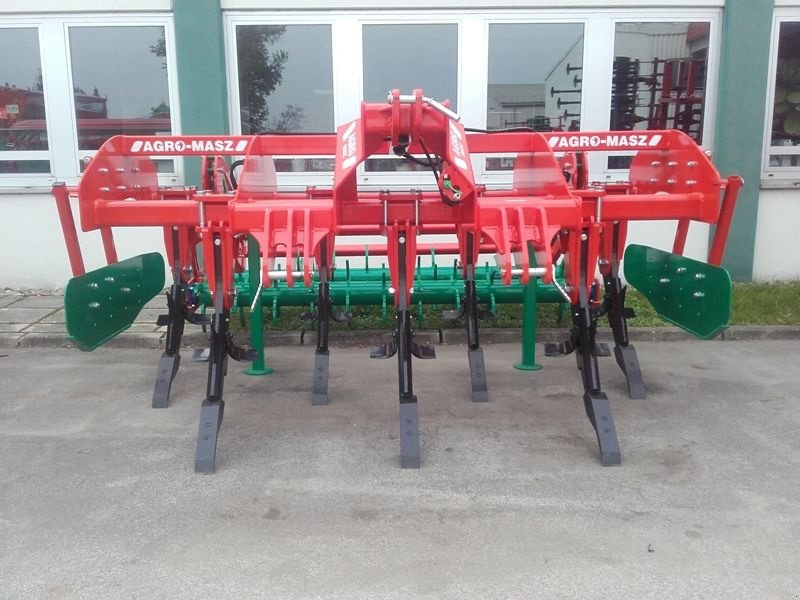 Tiefenlockerer of the type Agro-Masz Tiefenlockerer PD30/7, Neumaschine in Gerasdorf (Picture 3)