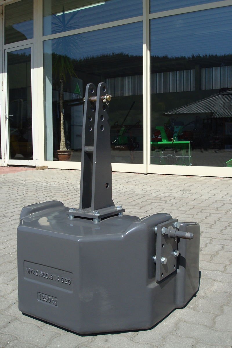 Frontgewicht typu Fendt 1250kg, Neumaschine v Judenburg (Obrázek 3)