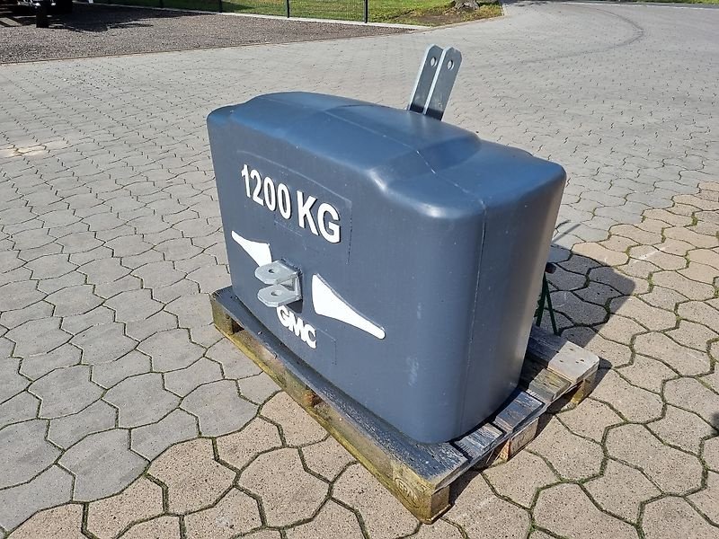 Frontgewicht типа GMC Frontgewichte von 400-1.200kg, Neumaschine в Stemwede (Фотография 5)