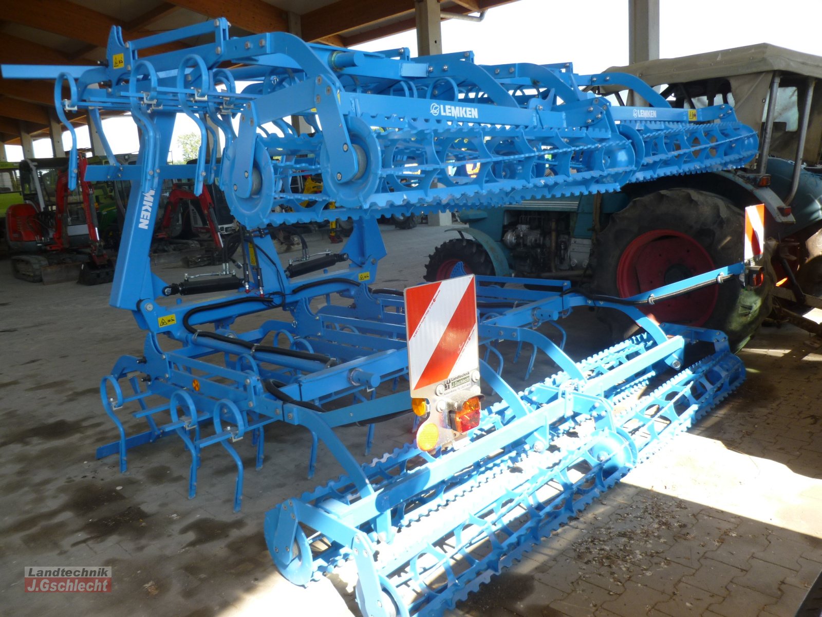 Saatbettkombination of the type Lemken Korund 8/600K GAR, Neumaschine in Mühldorf (Picture 3)