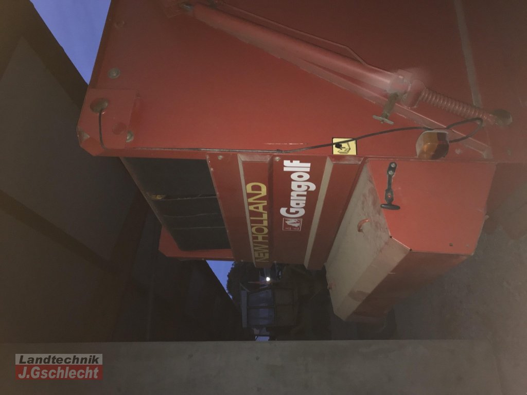 Rundballenpresse typu New Holland 640 B Bale Command, Gebrauchtmaschine v Mühldorf (Obrázek 4)