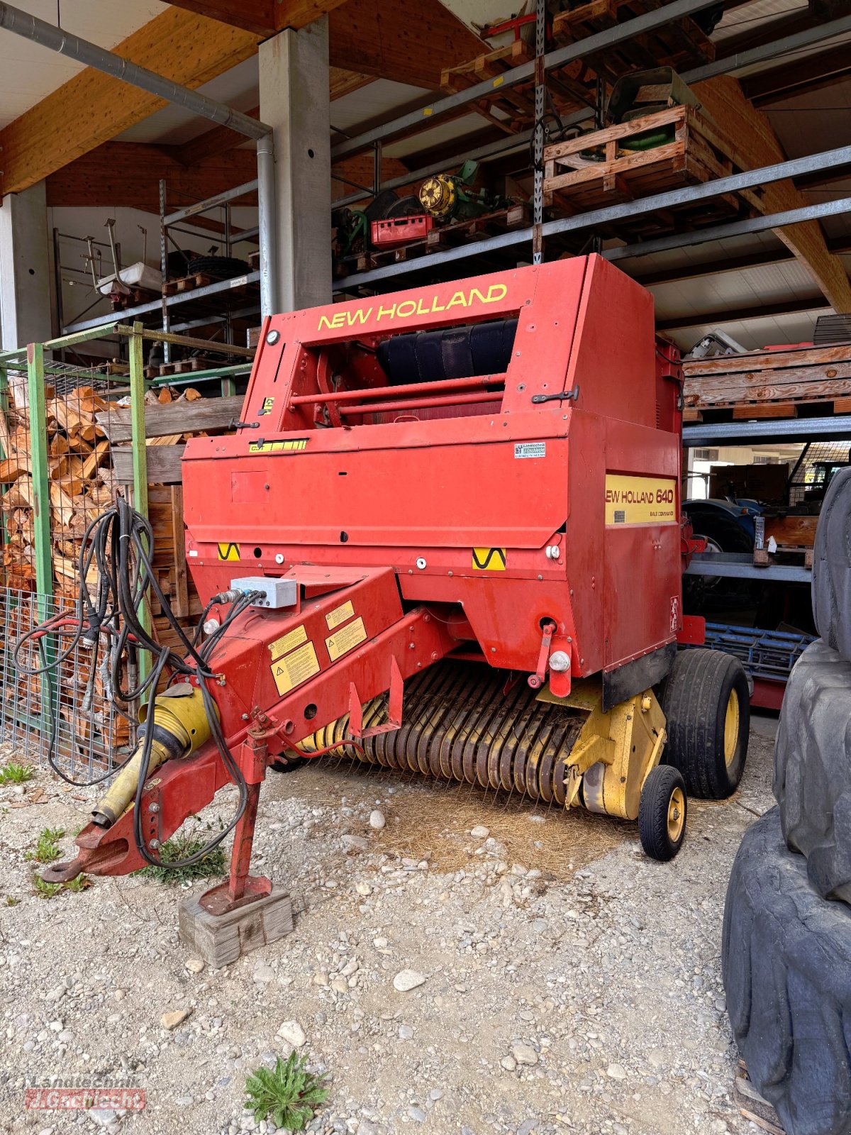 Rundballenpresse типа New Holland 640 B Bale Command, Gebrauchtmaschine в Mühldorf (Фотография 1)