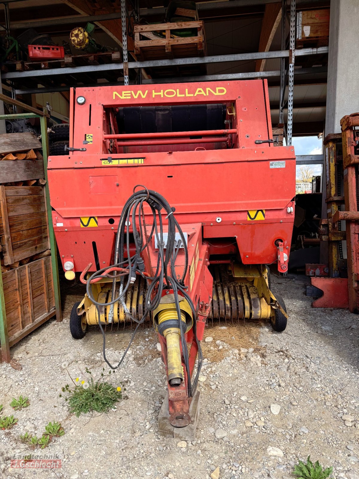 Rundballenpresse типа New Holland 640 B Bale Command, Gebrauchtmaschine в Mühldorf (Фотография 3)