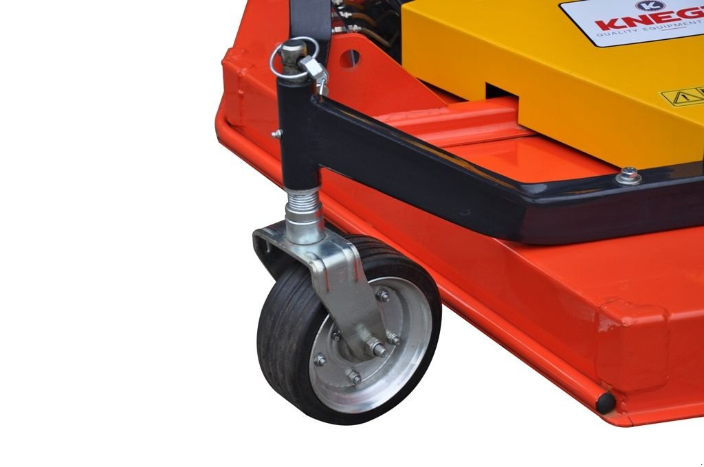 Sichelmäher of the type Knegt Weidebloters, Neumaschine in Veldhoven (Picture 4)