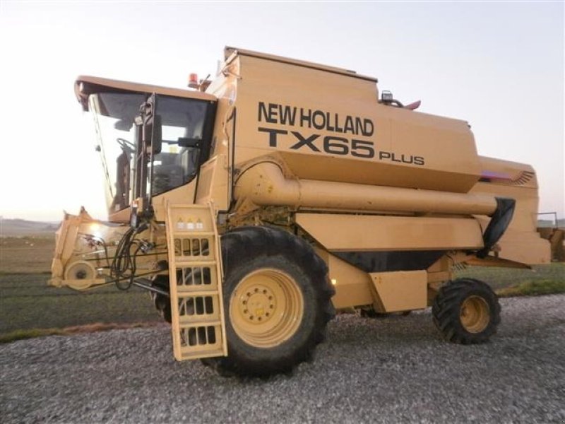 Mähdrescher of the type New Holland Mejetærskere købes, Gebrauchtmaschine in Rødekro (Picture 1)