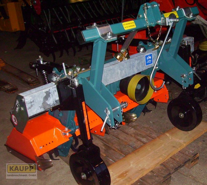 Sonstige Gemüsetechnik Türe ait COMEB FP 165 Reihenfräse, Neumaschine içinde Schwindegg (resim 2)