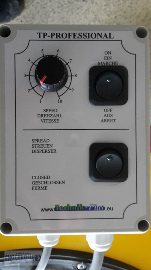 Düngerstreuer tip Technik-Plus TP 90 Professional Kleinsamenstreuer 90 ltr., Neumaschine in Wies (Poză 3)